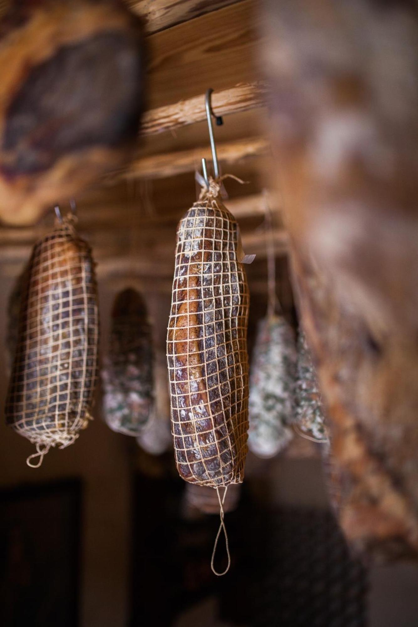 Agriturismo Piane Ono Degno المظهر الخارجي الصورة